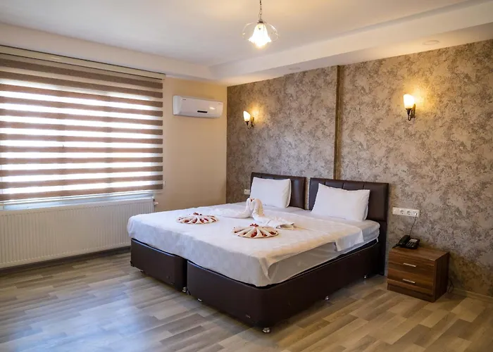 Hotel Ikarushotel 2*